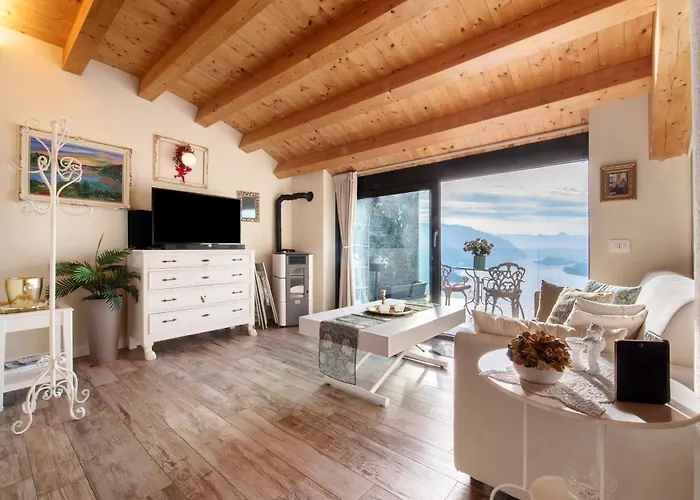 Semesterbostad Summer And Winter